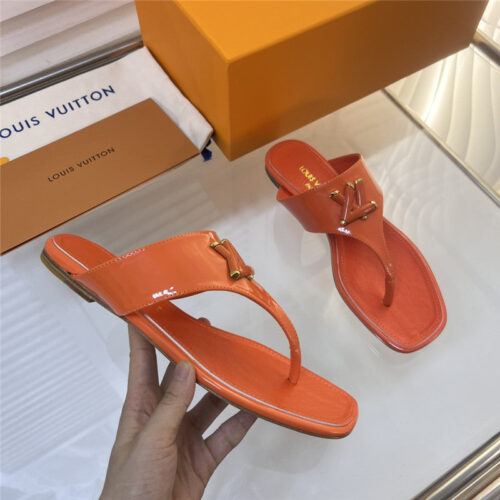High Quality Luxury Louis Vuitton Latest Flip Flops Slippers – Style 86755 alternate view