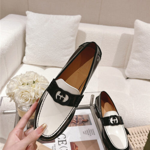 High Quality Luxury Gucci British Style Loafers product detail