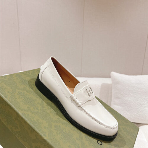 High Quality Luxury Gucci British Style Loafers – Style 46611 product detail