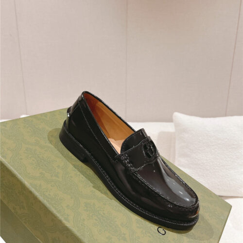 High Quality Luxury Gucci British Style Loafers – Style 77683 product detail