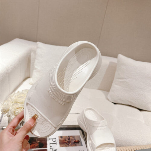 High Quality Luxury Balenciaga Explosive Wedge Platform Sandals – Style 97699 product detail