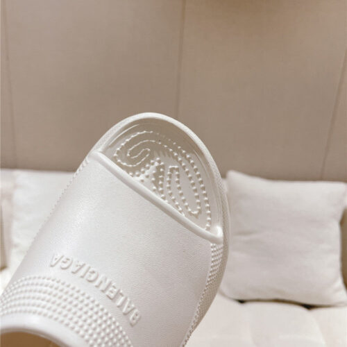 High Quality Luxury Balenciaga Explosive Wedge Platform Sandals – Style 97699 product detail