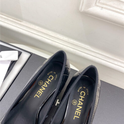 High Quality Luxury Chanel Catwalk Style Camellia Shoes product detail