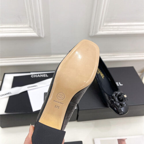 High Quality Luxury Chanel Catwalk Style Camellia Shoes product detail