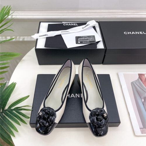 High Quality Luxury Chanel Catwalk Style Camellia Shoes – Style 95526 product detail