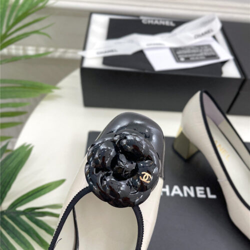 High Quality Luxury Chanel Catwalk Style Camellia Shoes – Style 95526 product detail