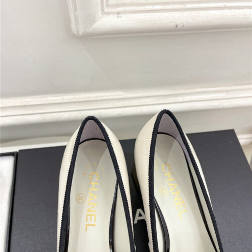 High Quality Luxury Chanel Catwalk Style Camellia Shoes – Style 95526 product detail