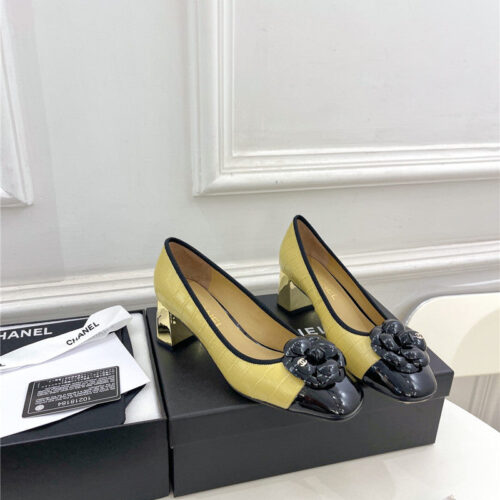 High Quality Luxury Chanel Catwalk Style Camellia Shoes – Style 61062 product detail