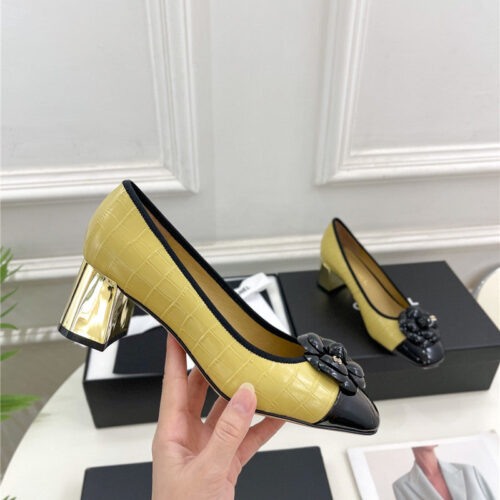 High Quality Luxury Chanel Catwalk Style Camellia Shoes – Style 61062 alternate view