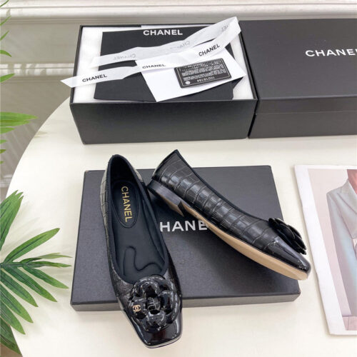 High Quality Luxury Chanel Catwalk Style Camellia Shoes – Style 26598 product detail