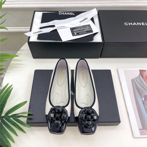 High Quality Luxury Chanel Catwalk Style Camellia Shoes – Style 93830 product detail