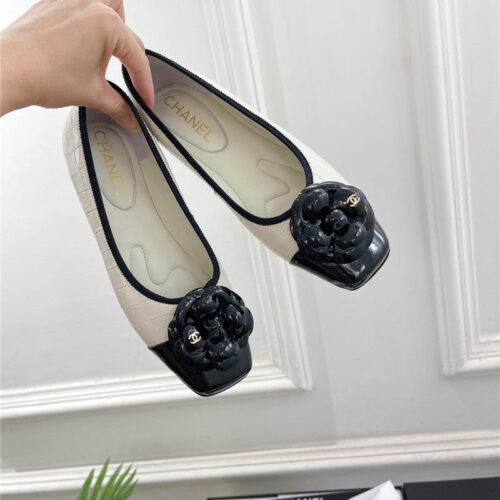 High Quality Luxury Chanel Catwalk Style Camellia Shoes – Style 93830 alternate view