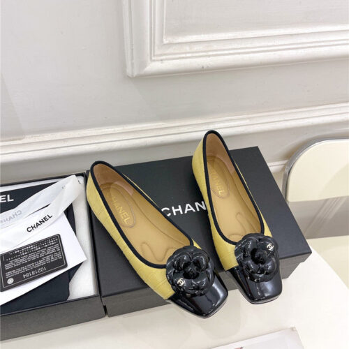 High Quality Luxury Chanel Catwalk Style Camellia Shoes – Style 24902