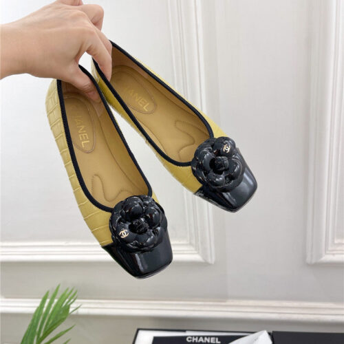 High Quality Luxury Chanel Catwalk Style Camellia Shoes – Style 24902 alternate view