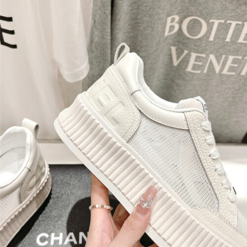 High Quality Luxury Chanel New Grid Fabric Casual Shoes – Style 54950 product detail