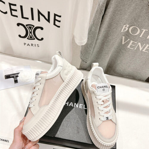 High Quality Luxury Chanel New Grid Fabric Casual Shoes alternate view