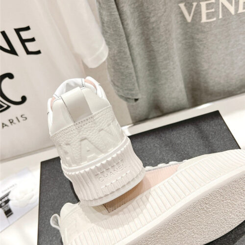 High Quality Luxury Chanel New Grid Fabric Casual Shoes product detail