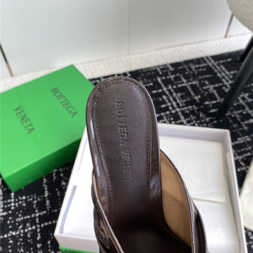 High Quality Luxury Bottega Veneta Pre-Fall New Bunnie Mules – Style 46630 product detail