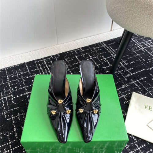High Quality Luxury Bottega Veneta Pre-Fall New Bunnie Mules – Style 43238 product detail
