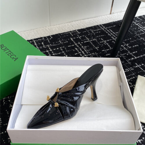 High Quality Luxury Bottega Veneta Pre-Fall New Bunnie Mules – Style 43238 product detail