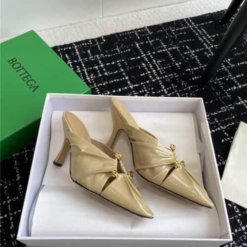 High Quality Luxury Bottega Veneta Pre-Fall New Bunnie Mules – Style 41542 alternate view