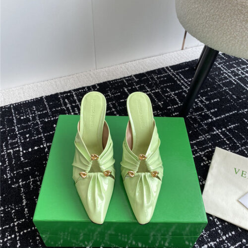 High Quality Luxury Bottega Veneta Pre-Fall New Bunnie Mules – Style 70918 product detail
