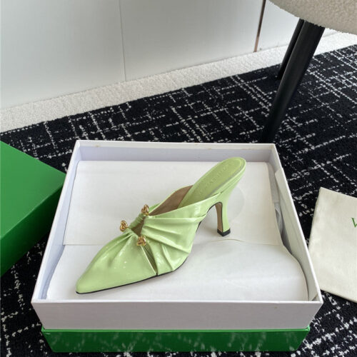 High Quality Luxury Bottega Veneta Pre-Fall New Bunnie Mules – Style 70918 product detail