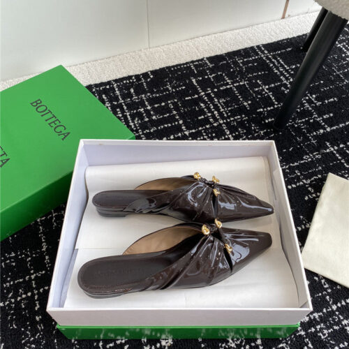 High Quality Luxury Bottega Veneta Pre-Fall New Bunnie Mules – Style 34758 product detail