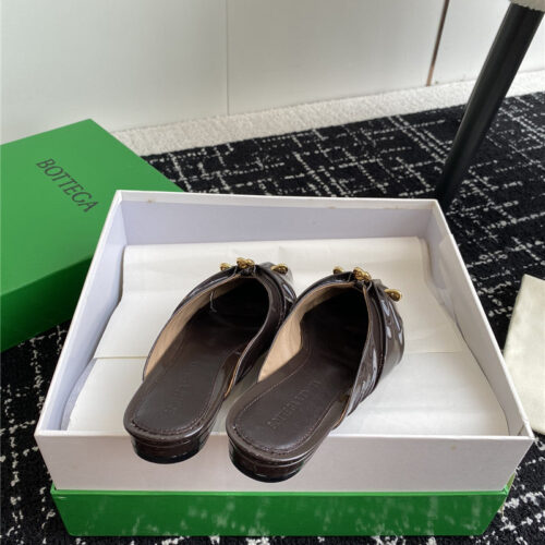 High Quality Luxury Bottega Veneta Pre-Fall New Bunnie Mules – Style 34758 product detail