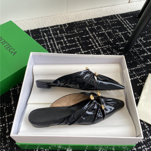 High Quality Luxury Bottega Veneta Pre-Fall New Bunnie Mules – Style 64134 product detail