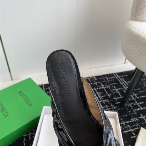 High Quality Luxury Bottega Veneta Pre-Fall New Bunnie Mules – Style 64134 product detail