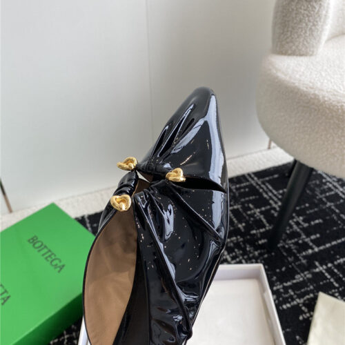 High Quality Luxury Bottega Veneta Pre-Fall New Bunnie Mules – Style 64134 product detail