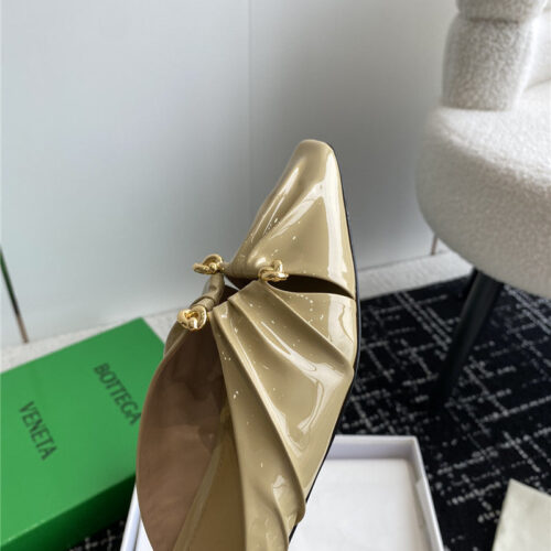 High Quality Luxury Bottega Veneta Pre-Fall New Bunnie Mules – Style 60742 product detail