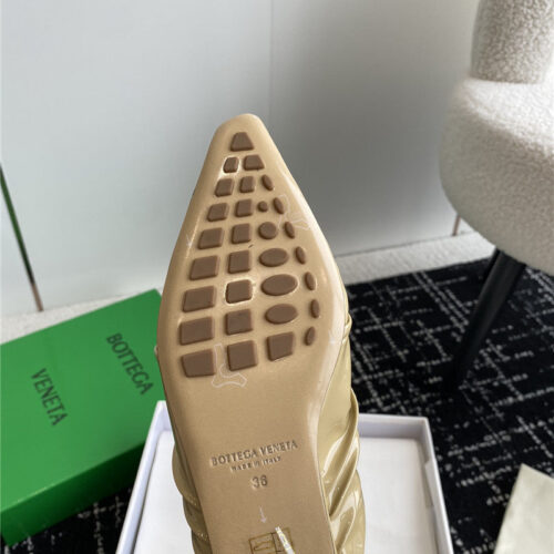 High Quality Luxury Bottega Veneta Pre-Fall New Bunnie Mules – Style 60742 product detail