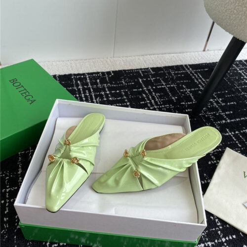 High Quality Luxury Bottega Veneta Pre-Fall New Bunnie Mules alternate view