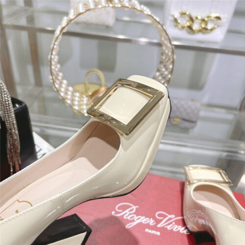 High Quality Luxury Roger Vivier Classic Buckle Pumps – Style 31572 product detail