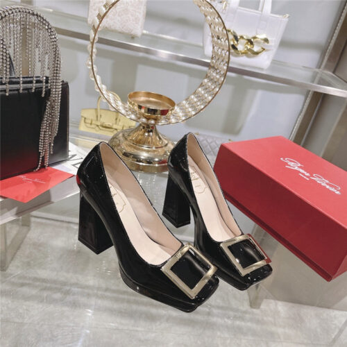 High Quality Luxury Roger Vivier Classic Buckle Pumps – Style 97108 product detail