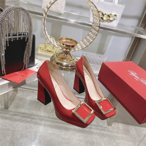 High Quality Luxury Roger Vivier Classic Buckle Pumps product detail