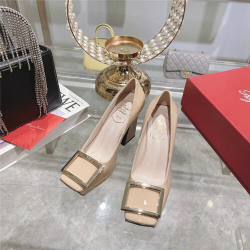 High Quality Luxury Roger Vivier Classic Buckle Pumps – Style 90324