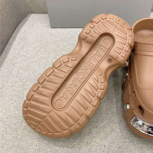 High Quality Luxury Balenciaga Platform Heeled Clogs – Style 00355 product detail