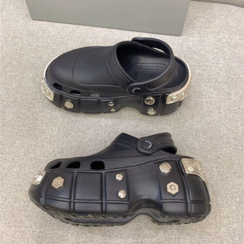 High Quality Luxury Balenciaga Platform Heeled Clogs alternate view