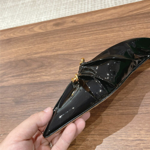 High Quality Luxury Bottega Veneta Bunnie Mules – Style 96742 product detail