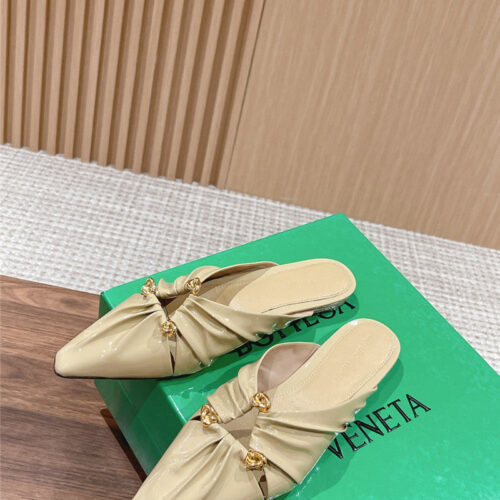 High Quality Luxury Bottega Veneta Bunnie Mules – Style 91654 product detail
