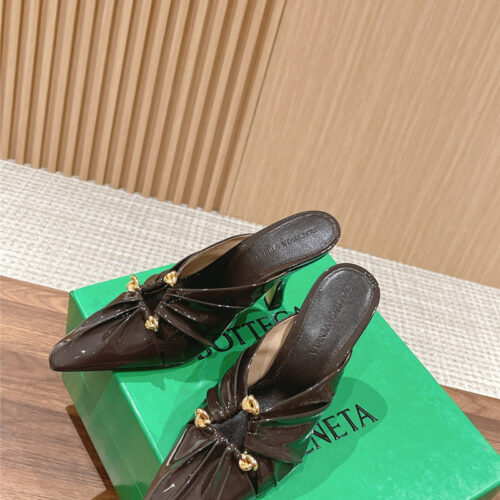 High Quality Luxury Bottega Veneta Bunnie Mules – Style 24422 product detail