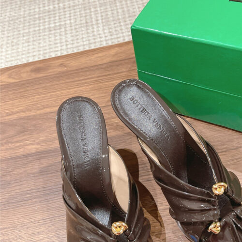 High Quality Luxury Bottega Veneta Bunnie Mules – Style 24422 product detail