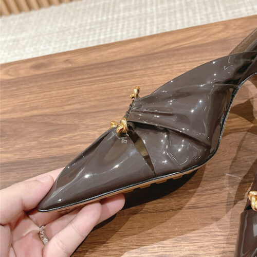 High Quality Luxury Bottega Veneta Bunnie Mules – Style 24422 product detail
