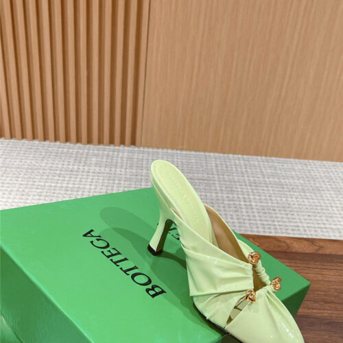 High Quality Luxury Bottega Veneta Bunnie Mules – Style 55494 product detail