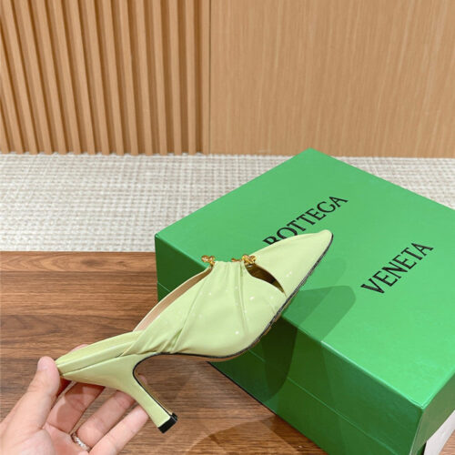 High Quality Luxury Bottega Veneta Bunnie Mules – Style 55494 product detail