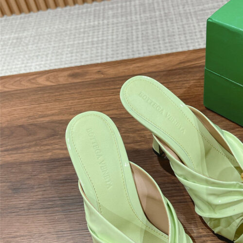 High Quality Luxury Bottega Veneta Bunnie Mules – Style 55494 product detail