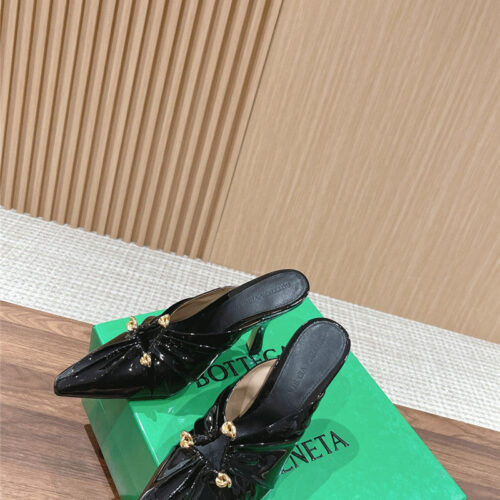High Quality Luxury Bottega Veneta Bunnie Mules – Style 86566 product detail
